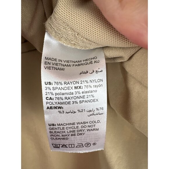 Chicos Womens Beige Ankle Pants Size 12 - Picture 4 of 5